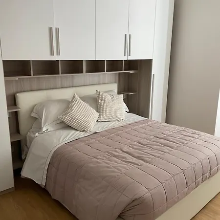 アパート Goa Sea - In Centro Garden&freepark ジェノヴァ