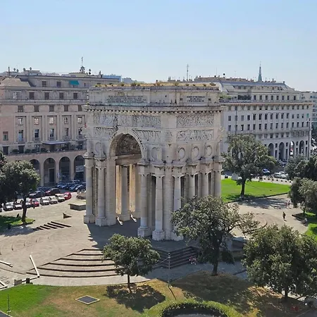 アパート Goa Sea - In Centro Garden&freepark ジェノヴァ