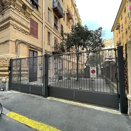 Goa Sea Apartment - Appartamento In Centro Garden&Freepark Genoa